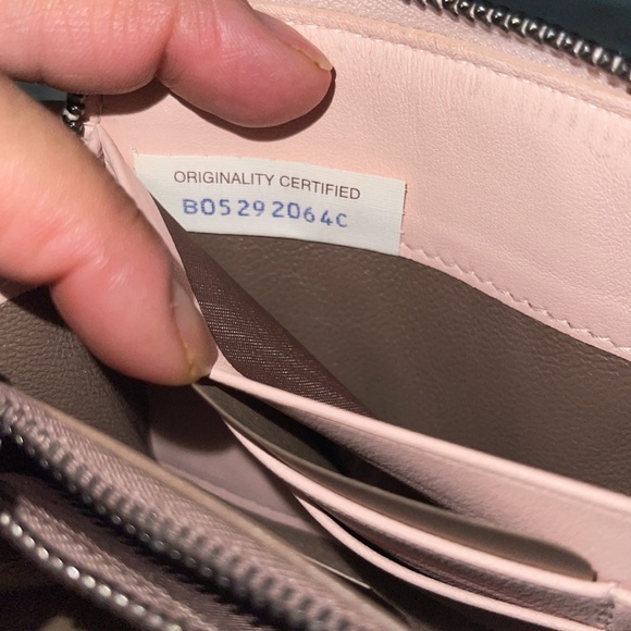 Bottega Veneta wallet pink excellent condition - Picture 6 of 9